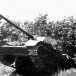 Серийный танк Т-44 на испытаниях, район Харькова, июнь 1945 года